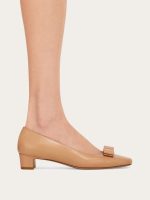 Ferragamo Iconic bow pump - Image 2